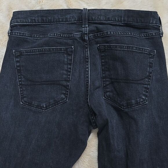 HOLLISTER BLACK WASH SLIM STRAIGHT DISTRESSED JEANS, SIZE 33X32 - Picture 7 of 8